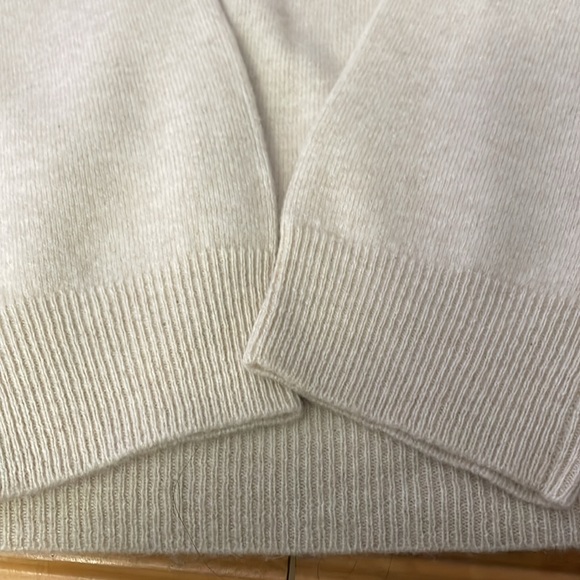 NWOT Charter Club 100% cashmere sweater. Size xl - Picture 3 of 4